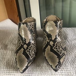 Marc Fisher Mules faux Snake skin size 9 1/2